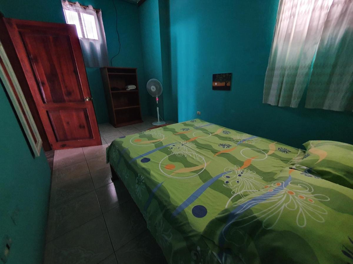Departamento Familia en Santa Cruz Apartment Puerto Ayora  Bagian luar foto